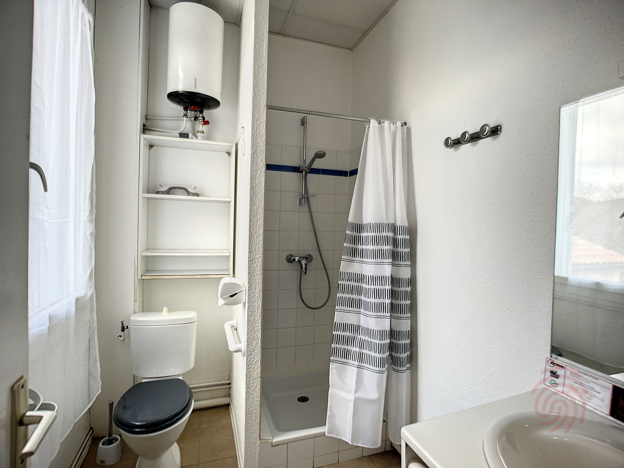en location saisonnière Appartement Lamalou Les Bains - Photo 9