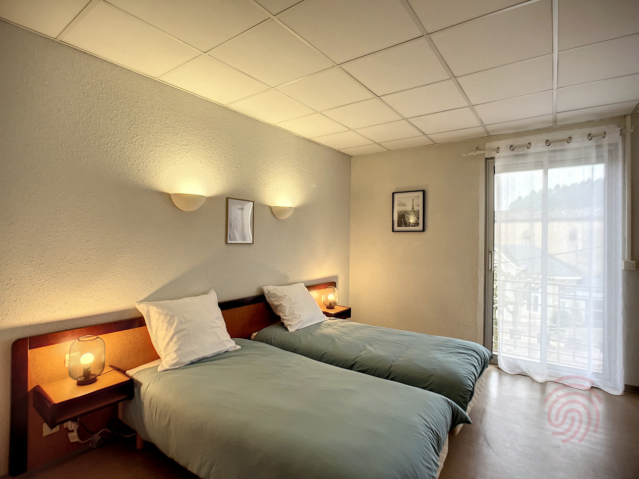 en location saisonnière Appartement Lamalou Les Bains - Photo 3