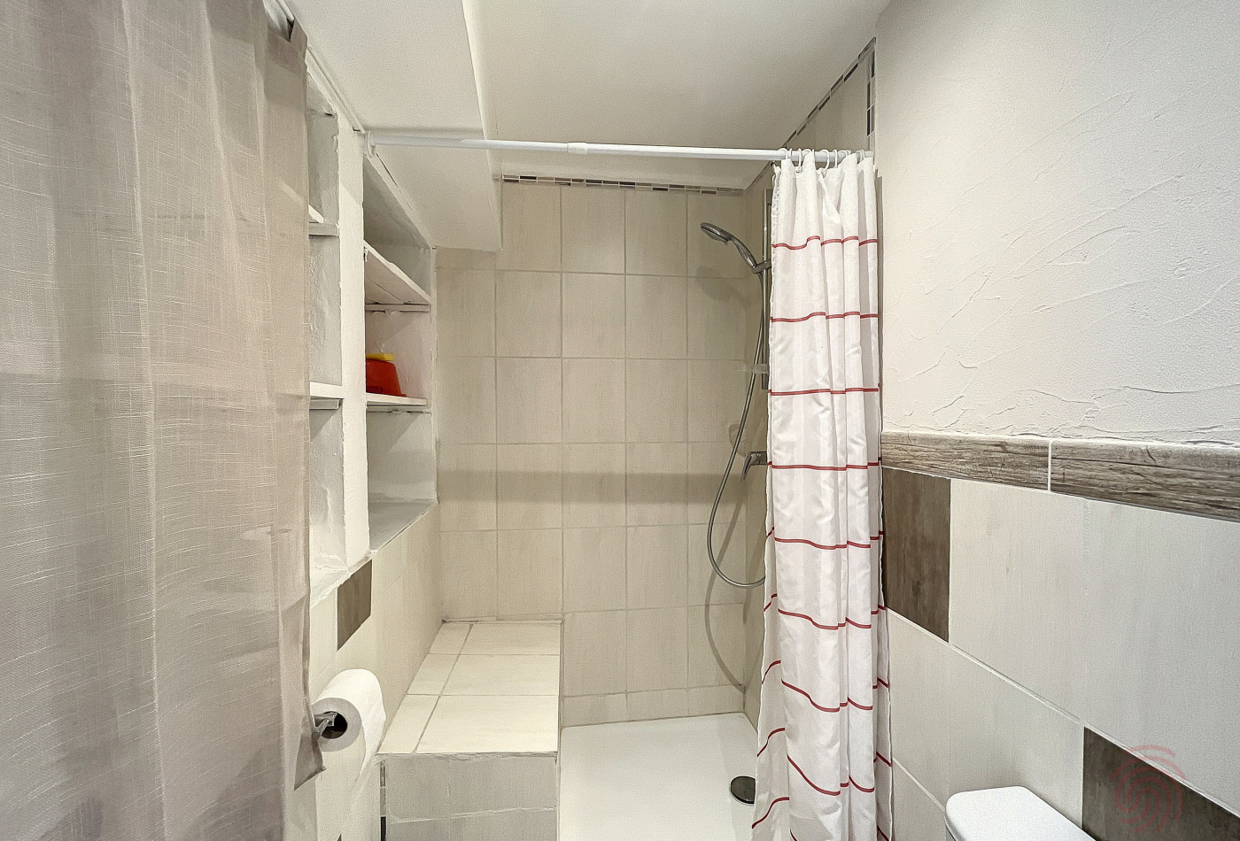 en location saisonnière Appartement Lamalou Les Bains - Photo 12