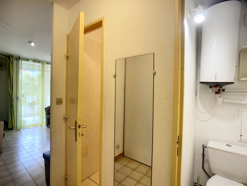 en location saisonnière Appartement Lamalou Les Bains - Photo 8
