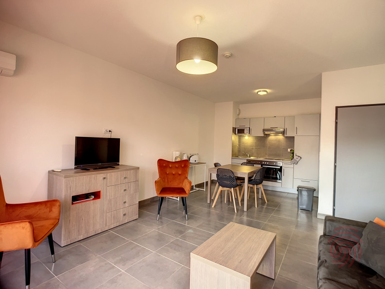 en location saisonnière Appartement Lamalou Les Bains - Photo 3