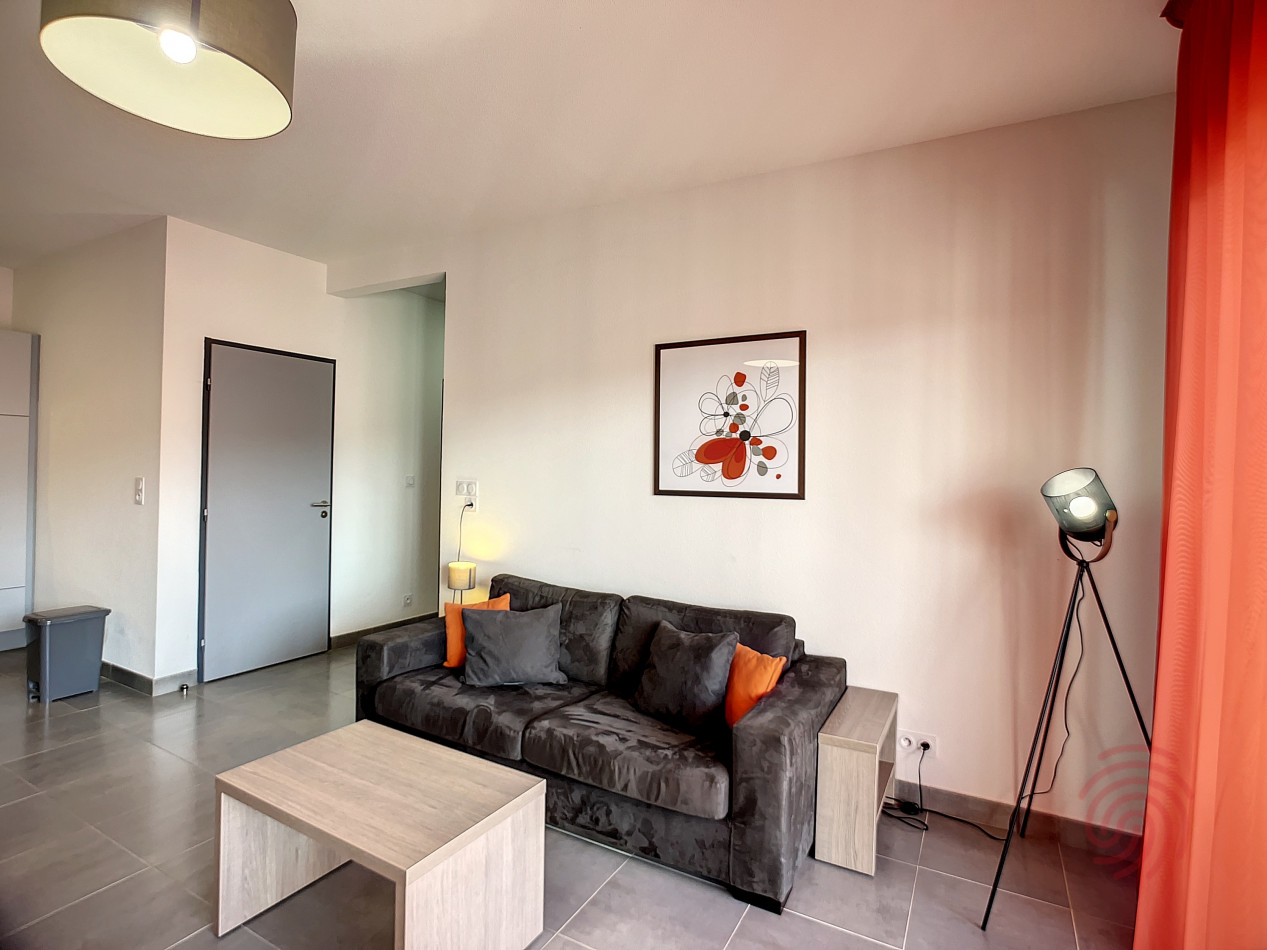 en location saisonnière Appartement Lamalou Les Bains - Photo 6