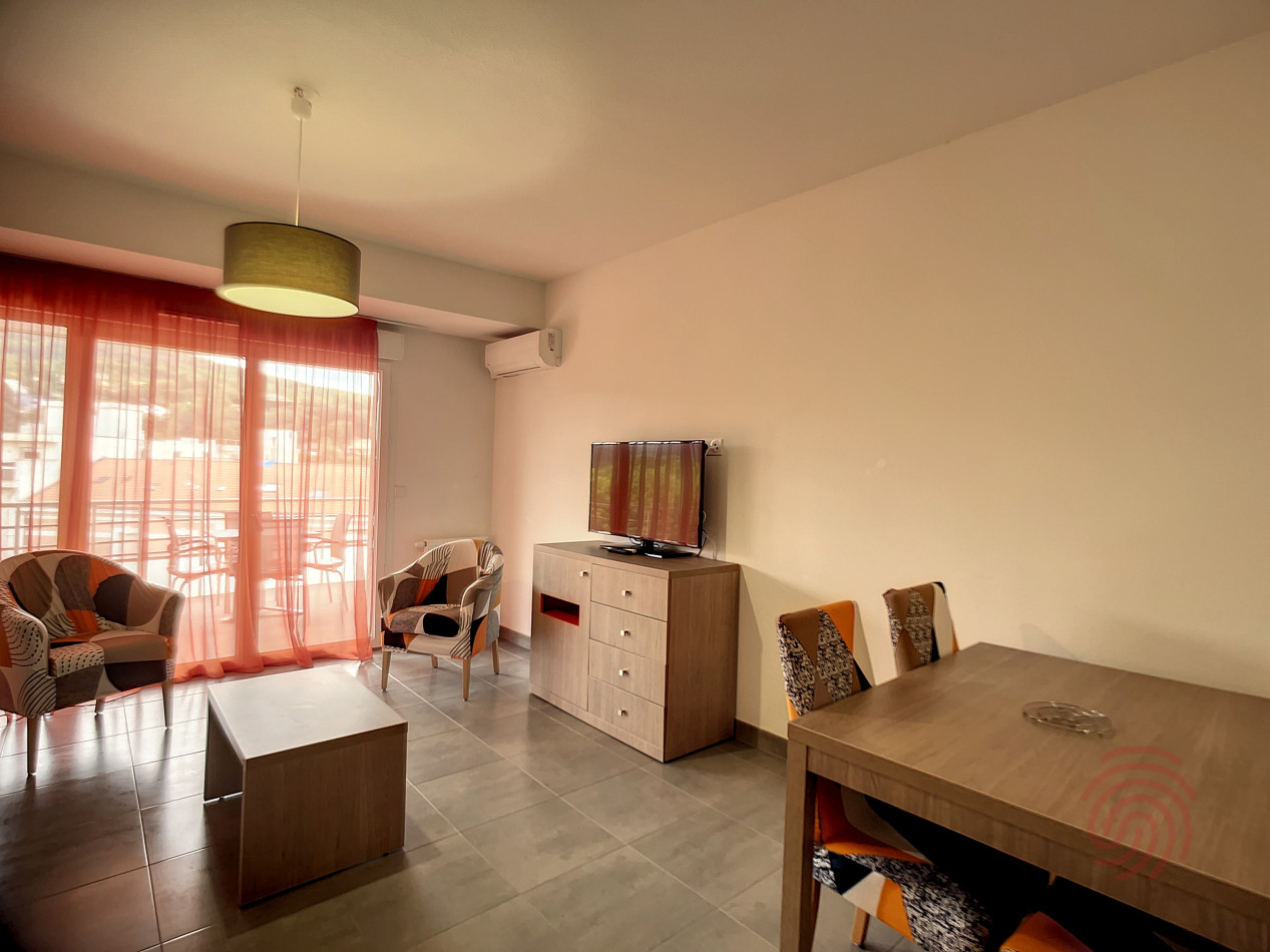 en location saisonnière Appartement Lamalou Les Bains - Photo 2
