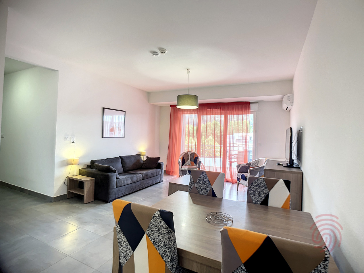 en location saisonnière Appartement Lamalou Les Bains - Photo 1