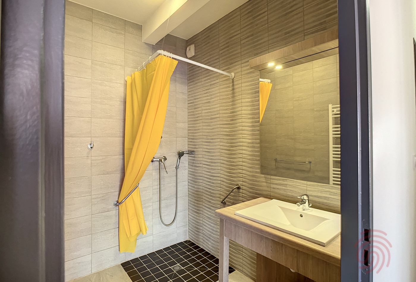 en location saisonnière Appartement Lamalou Les Bains - Photo 12