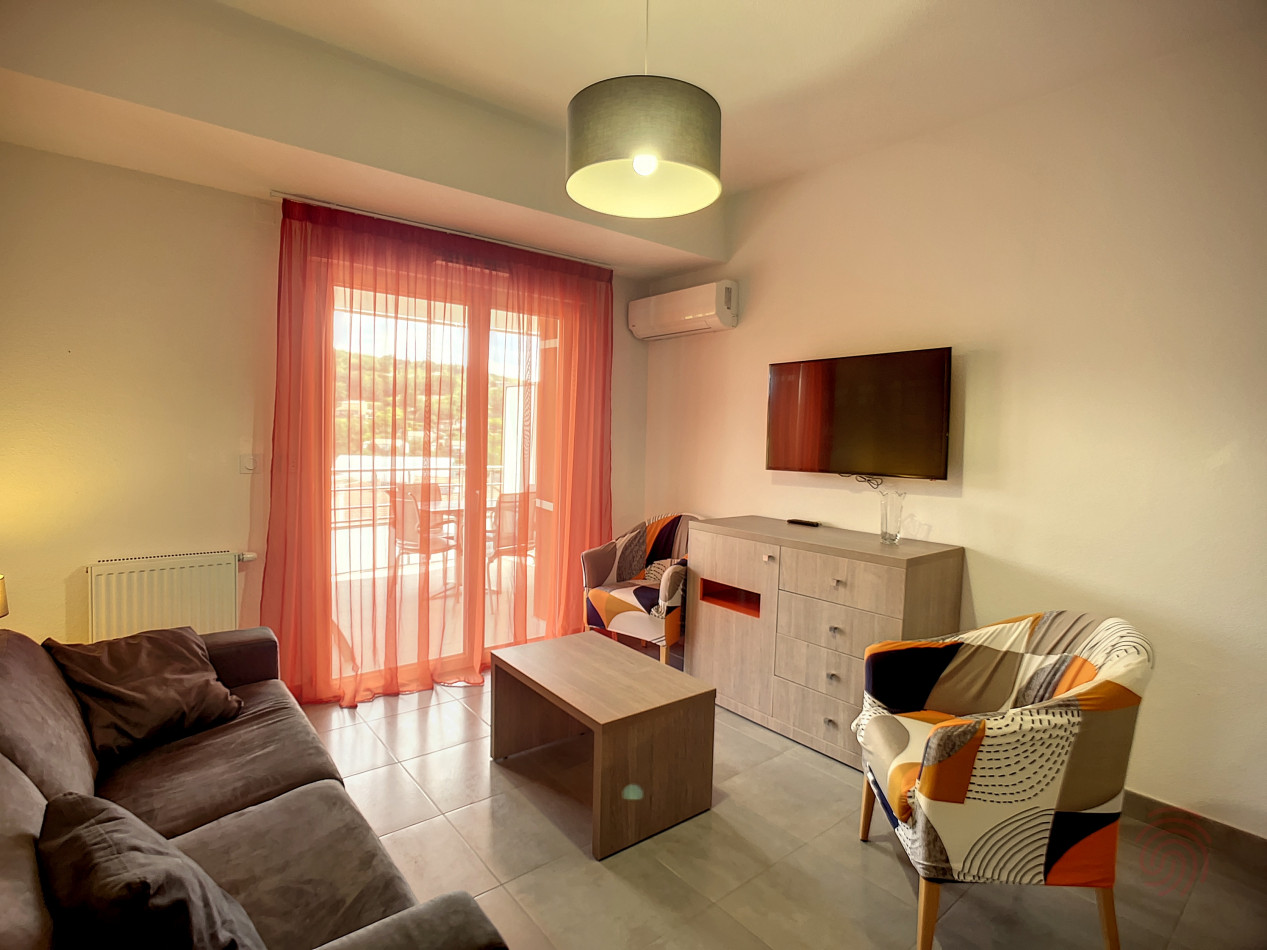 en location saisonnière Appartement Lamalou Les Bains - Photo 4