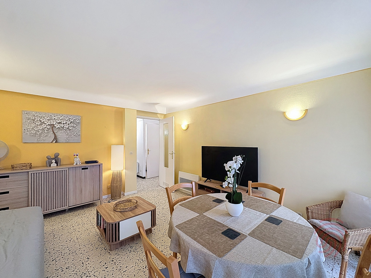 en location saisonnière Appartement Lamalou Les Bains - Photo 3