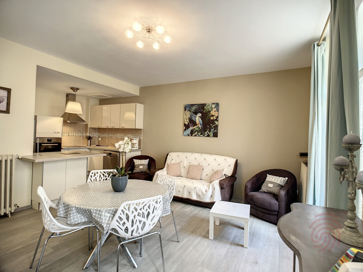 en location saisonnière Appartement Lamalou Les Bains - Photo 1