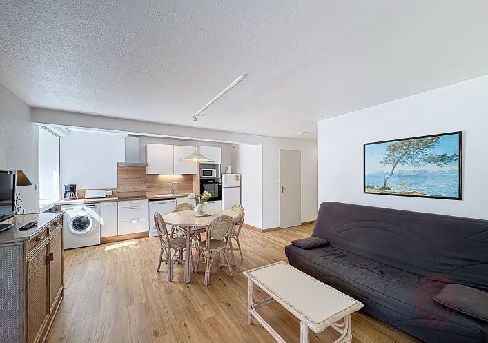for seasonal lettings Appartement Lamalou Les Bains