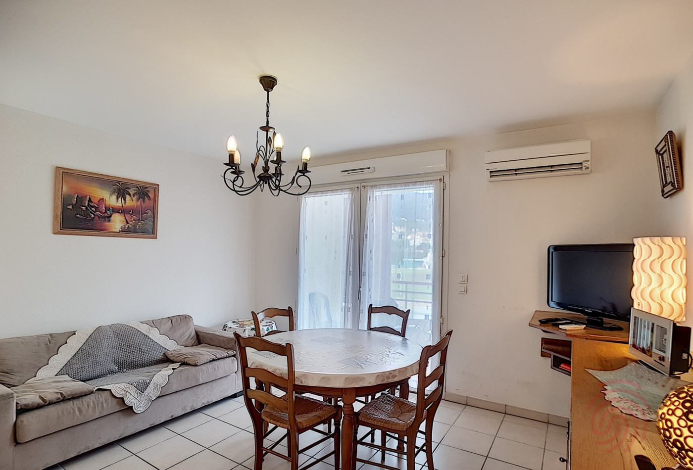for seasonal lettings Appartement Lamalou Les Bains - Photo 1