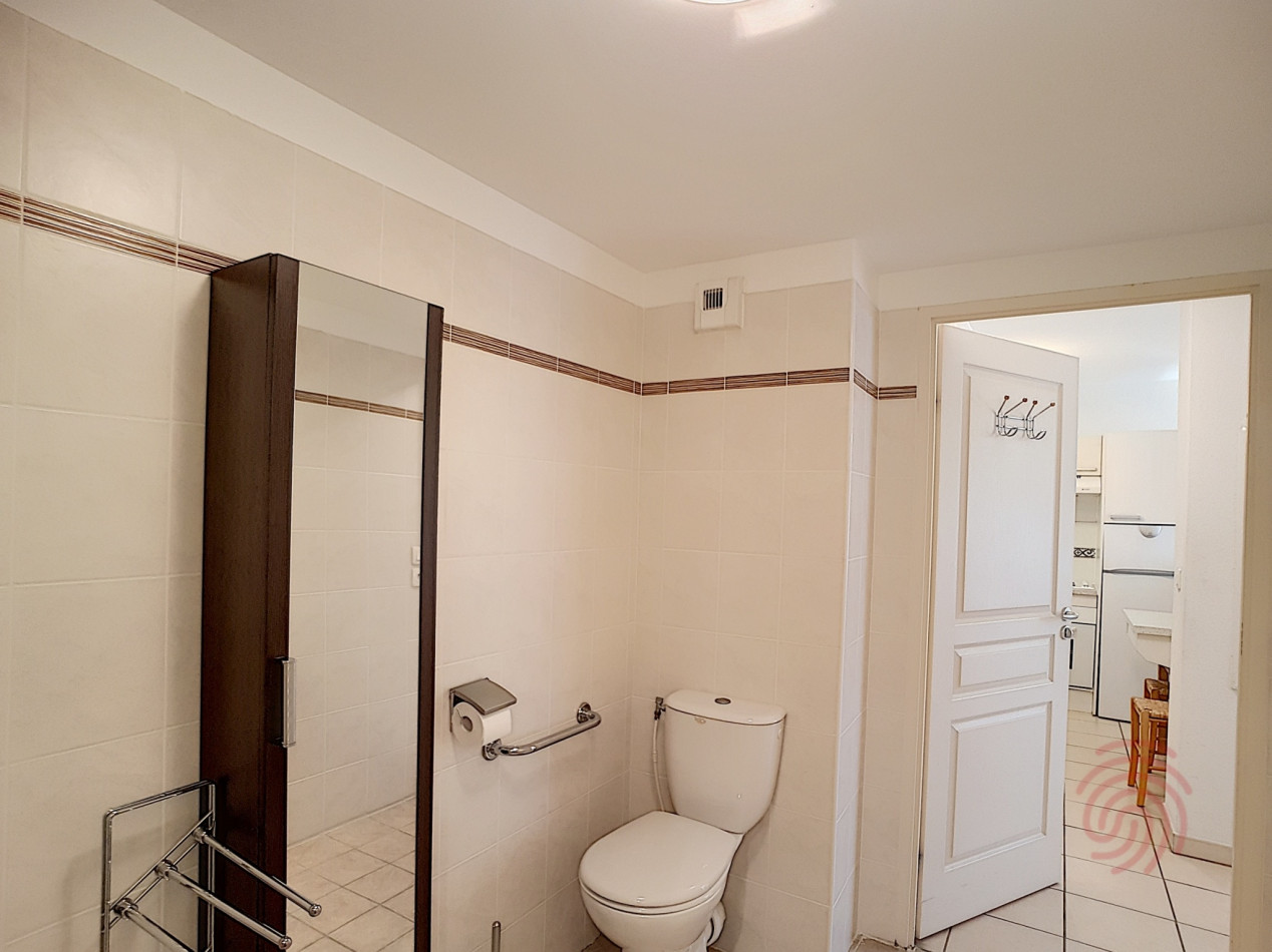 en location saisonnière Appartement Lamalou Les Bains - Photo 8