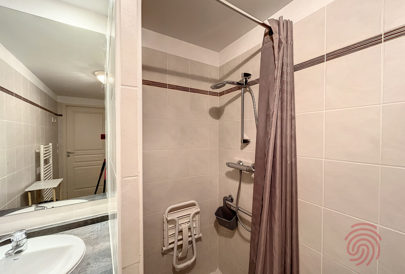 en location saisonnière Appartement Lamalou Les Bains - Photo 12