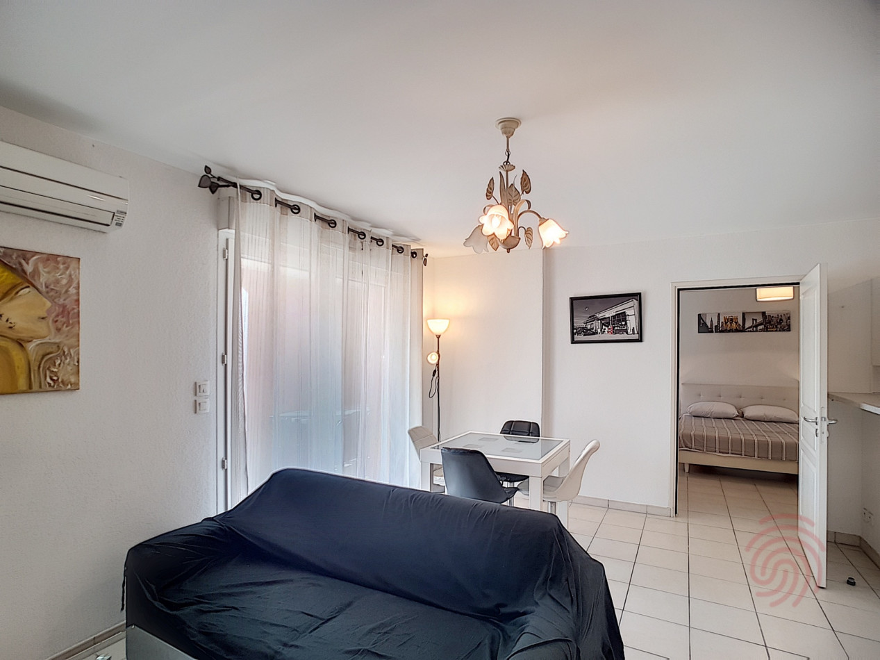 en location saisonnière Appartement Lamalou Les Bains - Photo 2