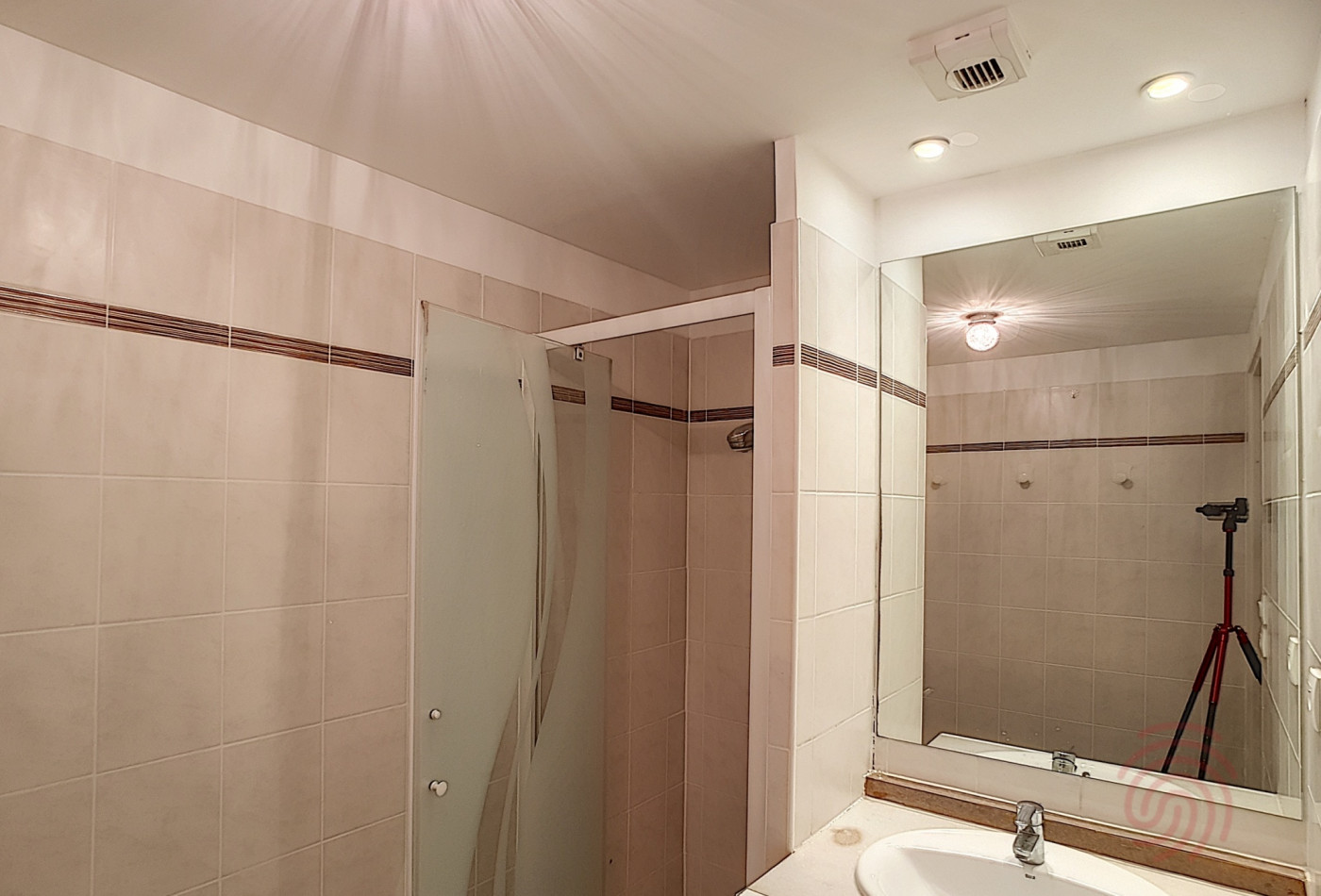 en location saisonnière Appartement Lamalou Les Bains - Photo 9