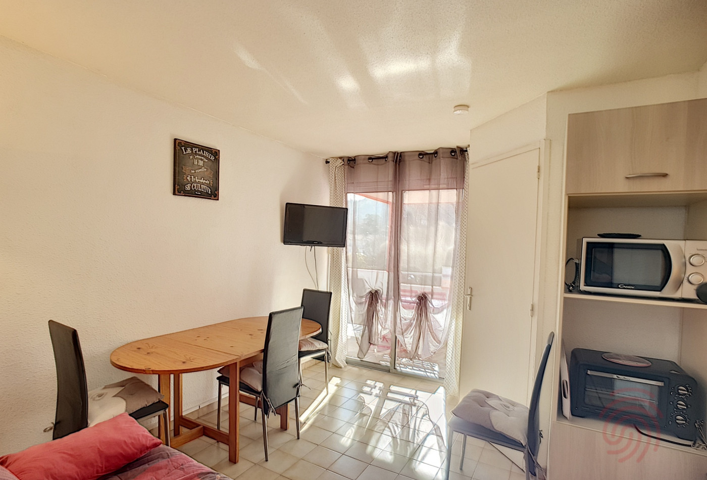 en location saisonnière Appartement Lamalou Les Bains - Photo 2