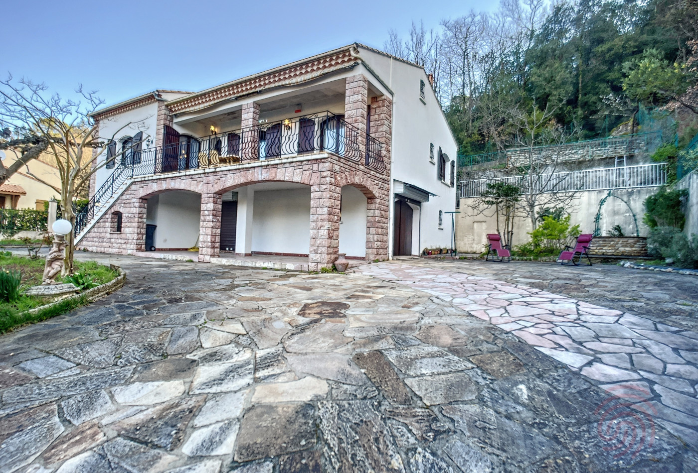 en location saisonnière Maison Lamalou Les Bains - Photo 1