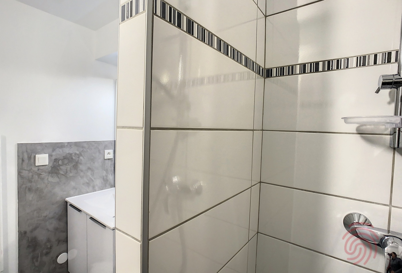 en location saisonnière Appartement Lamalou Les Bains - Photo 12