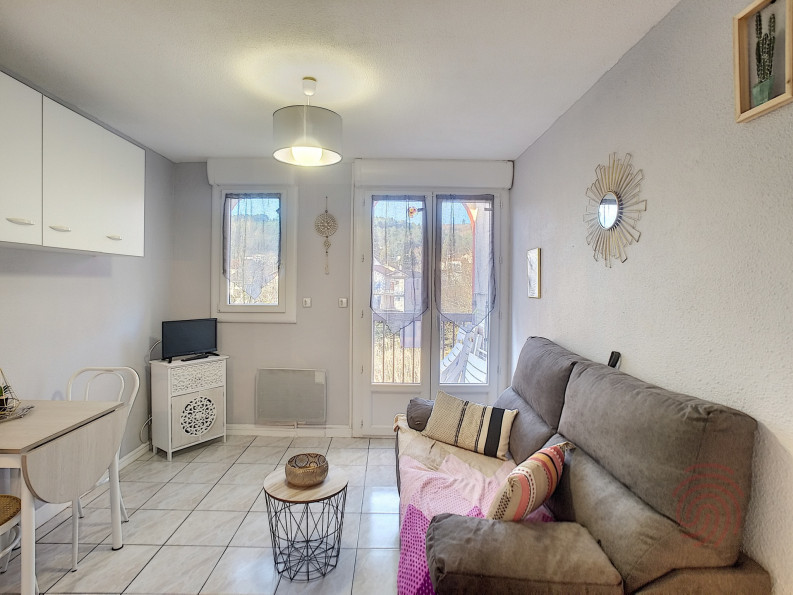 en location saisonnière Appartement Lamalou Les Bains - Photo 1