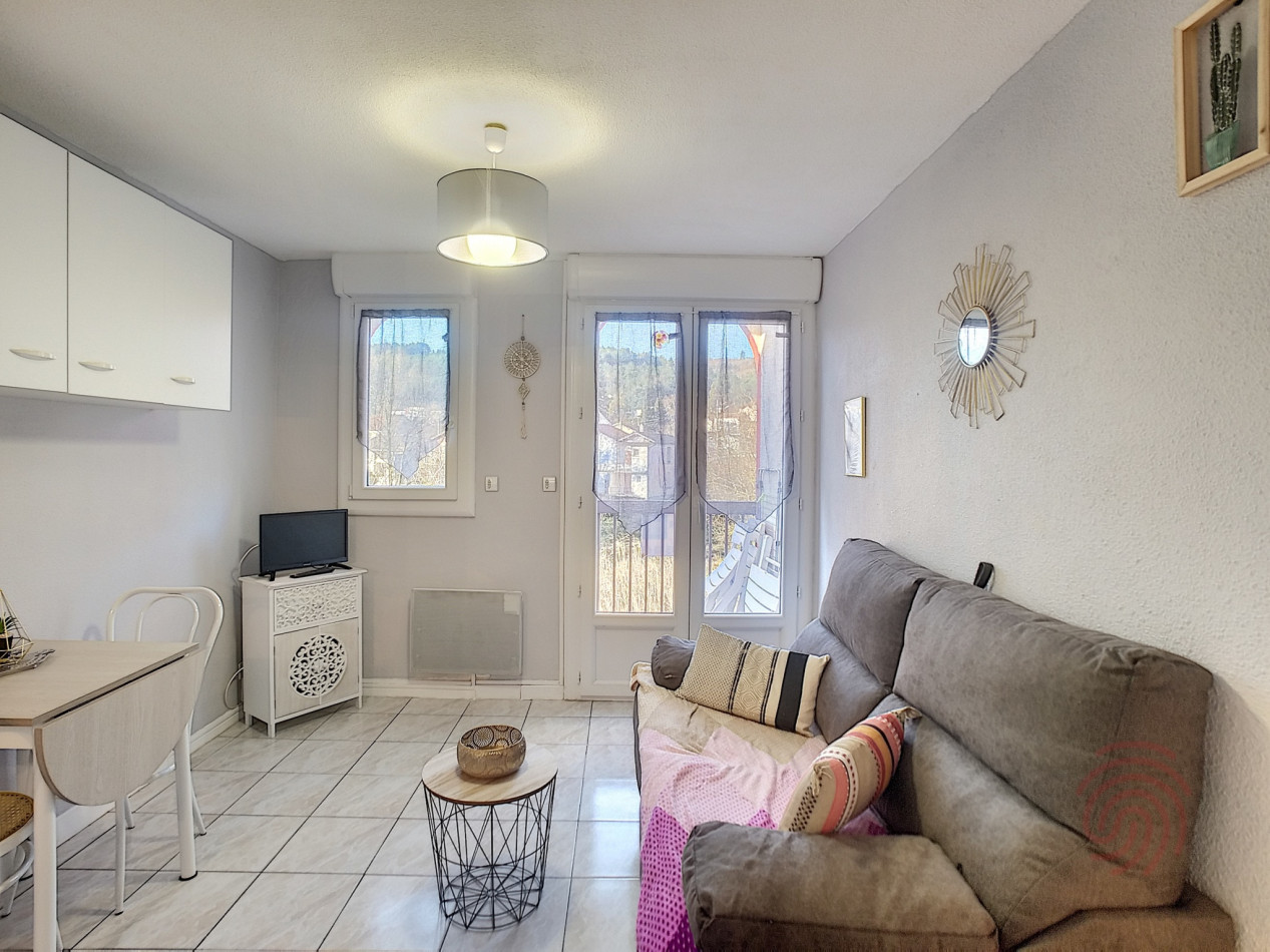 en location saisonnière Appartement Lamalou Les Bains - Photo 1