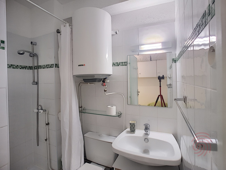 en location saisonnière Appartement Lamalou Les Bains - Photo 8