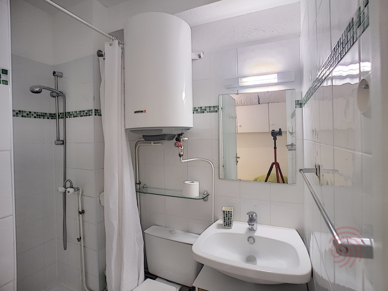 en location saisonnière Appartement Lamalou Les Bains - Photo 9