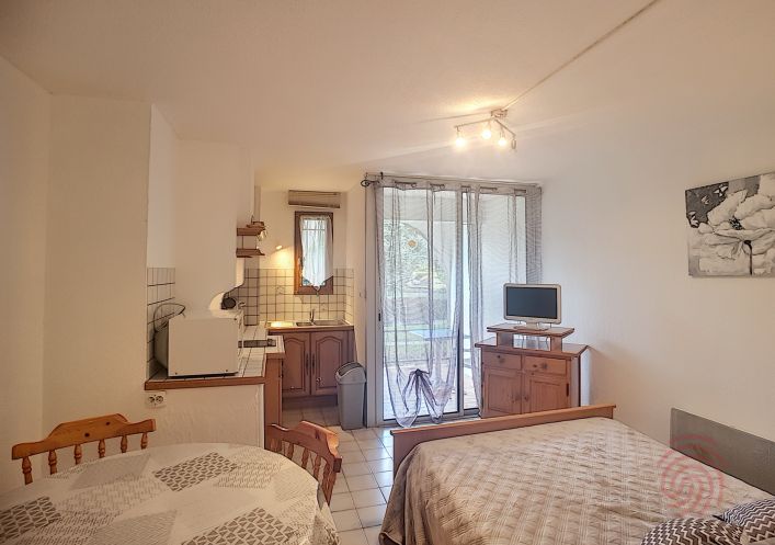 for seasonal lettings Appartement Lamalou Les Bains