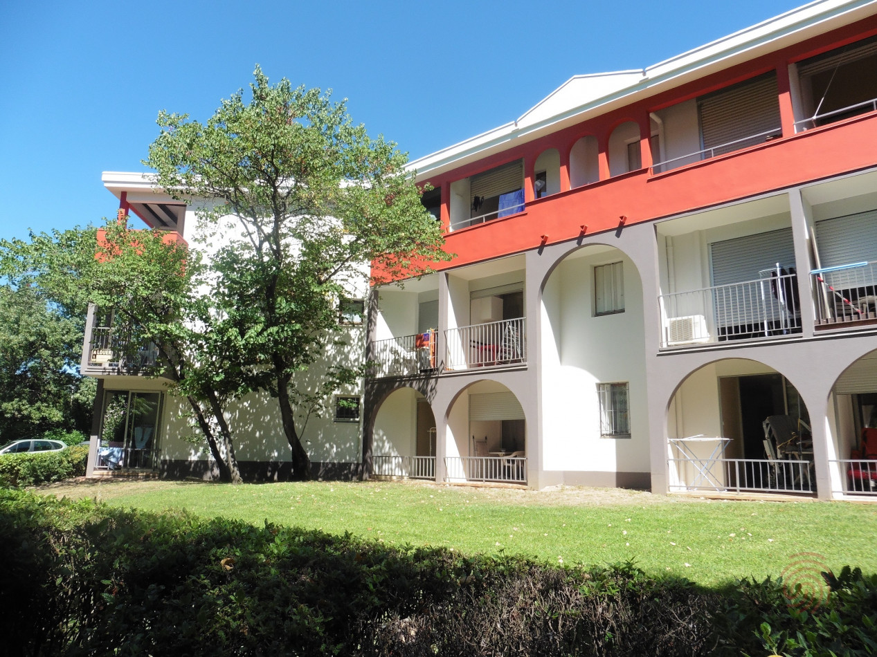 en location saisonnière Appartement Lamalou Les Bains - Photo 1