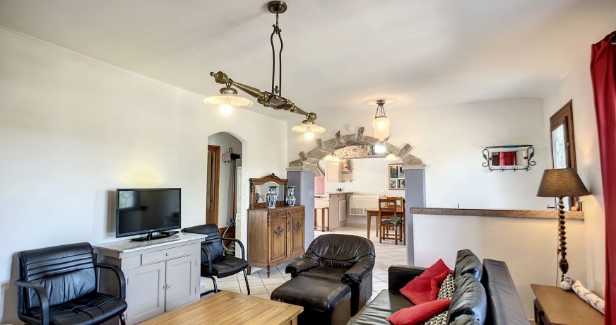 en location saisonnière Maison La Tour Sur Orb