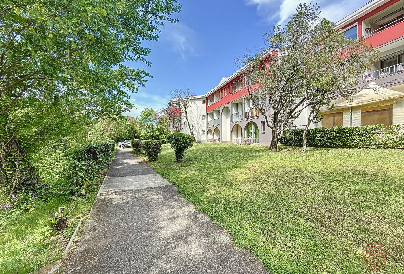 en location saisonnière Appartement Lamalou Les Bains - Photo 17