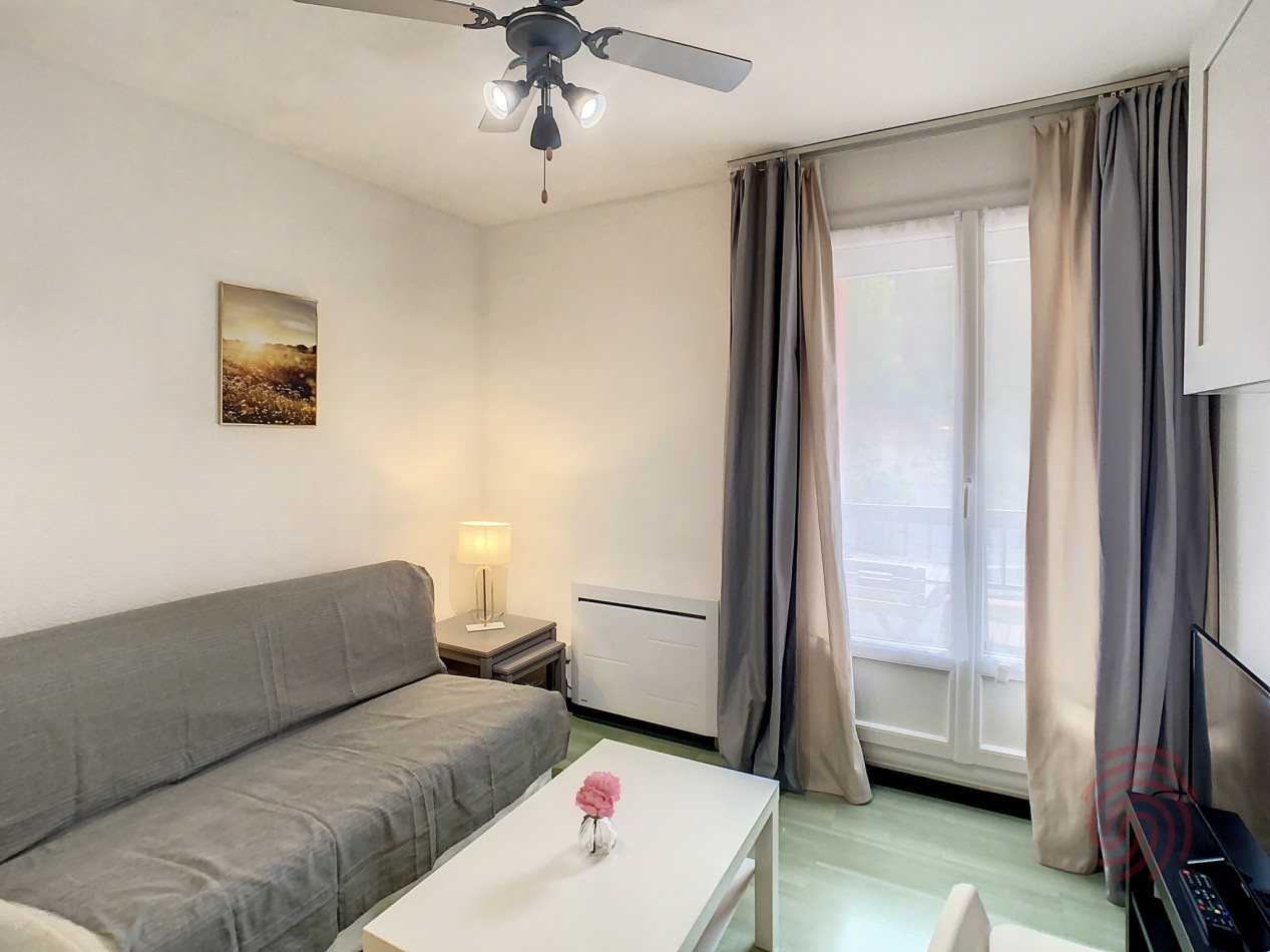 en location saisonnière Appartement Lamalou Les Bains - Photo 2