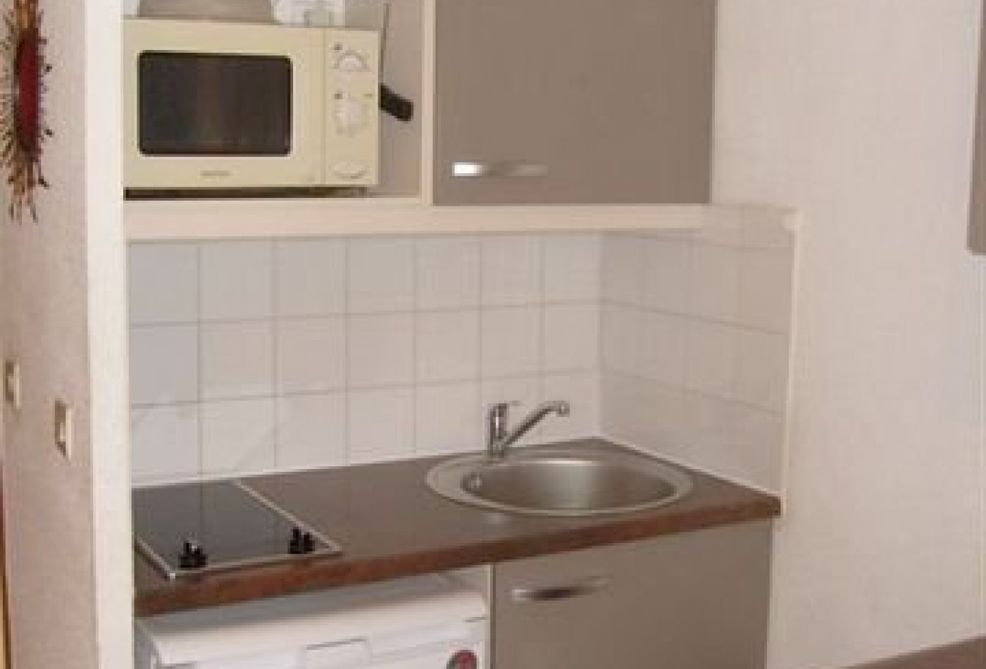 sale Studio Lamalou Les Bains - Photo 5
