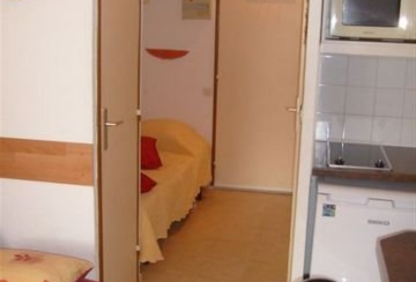 sale Studio Lamalou Les Bains - Photo 6