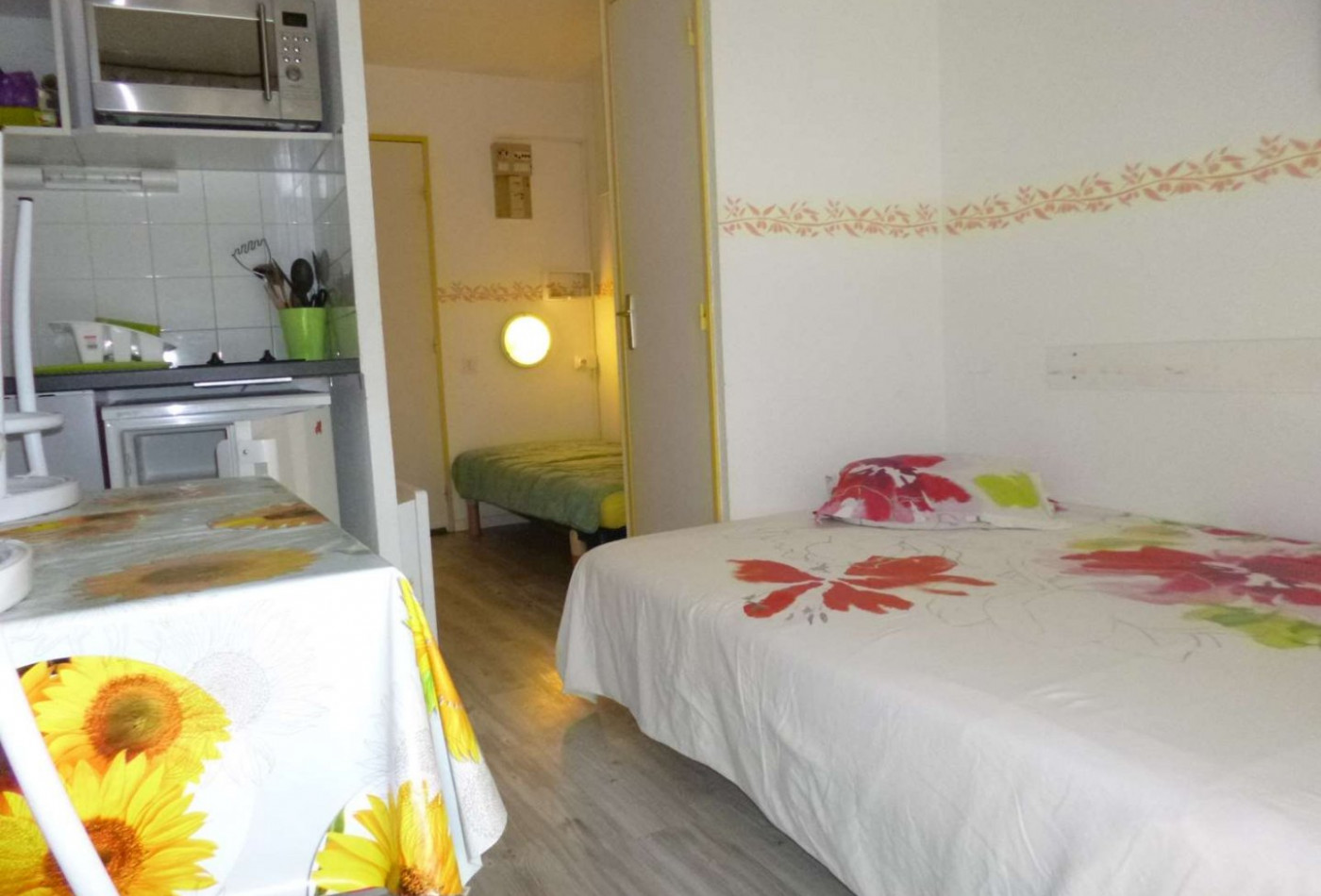 sale Studio Lamalou Les Bains - Photo 1