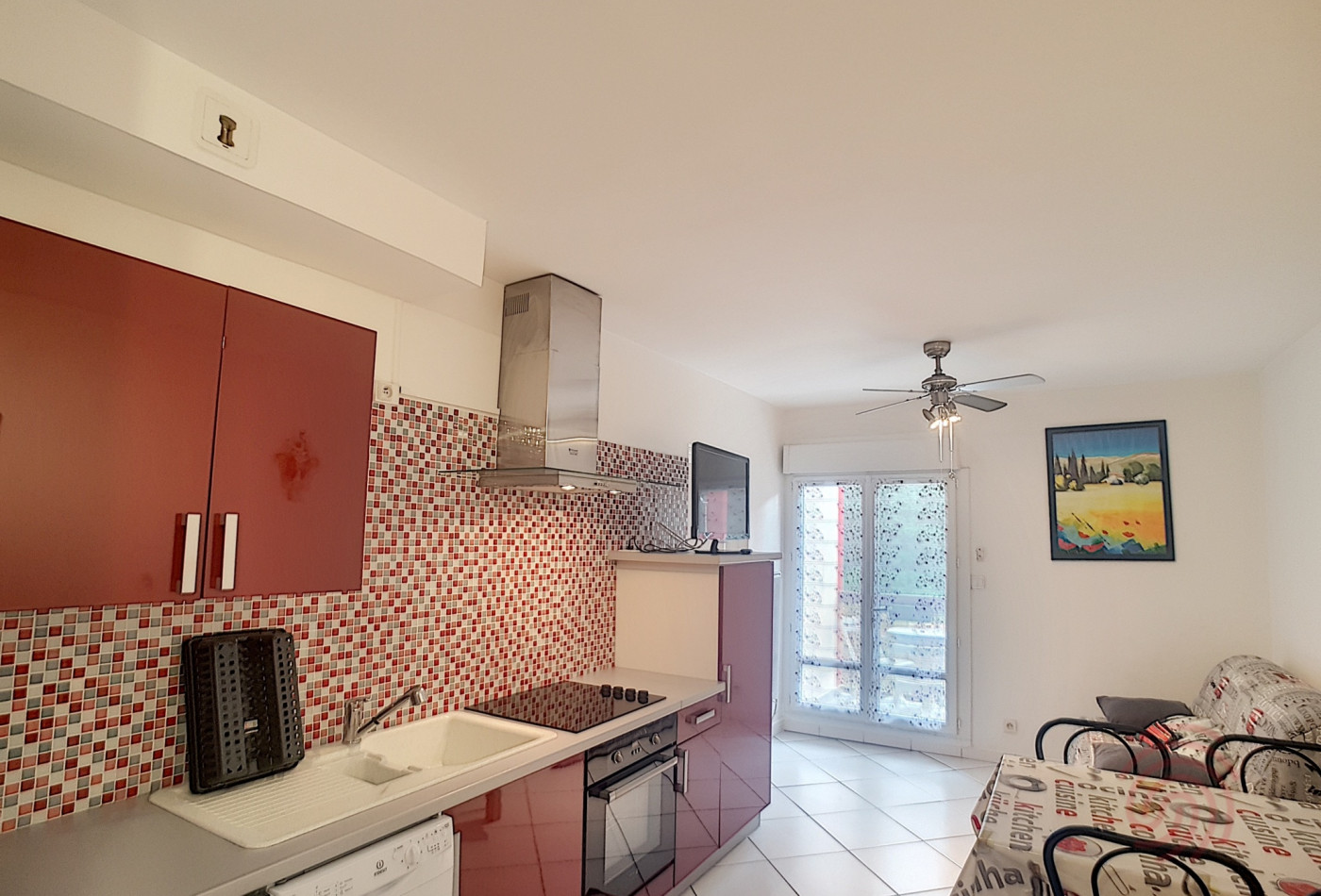 for seasonal lettings Appartement Lamalou Les Bains - Photo 4