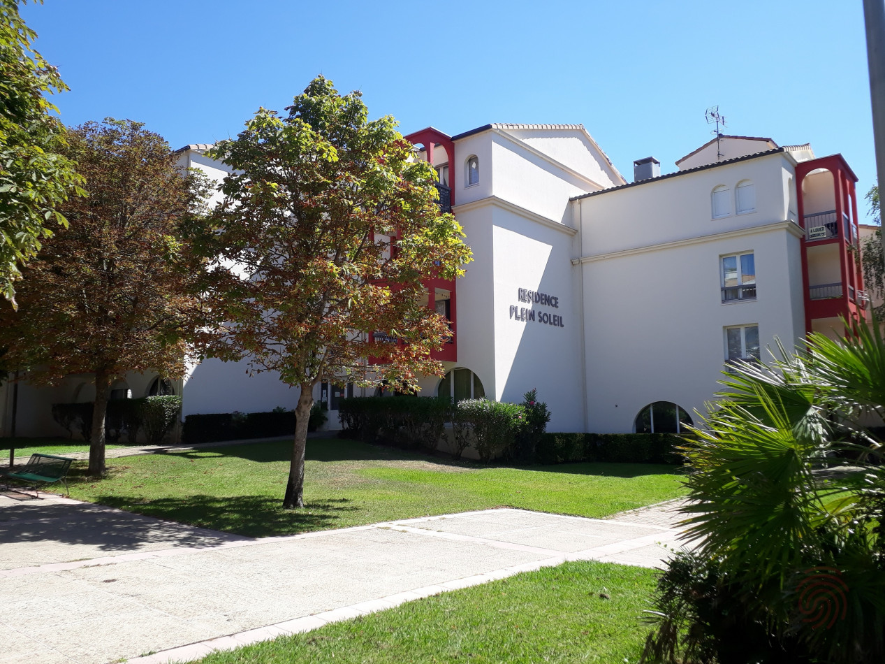 en location saisonnière Appartement Lamalou Les Bains - Photo 2