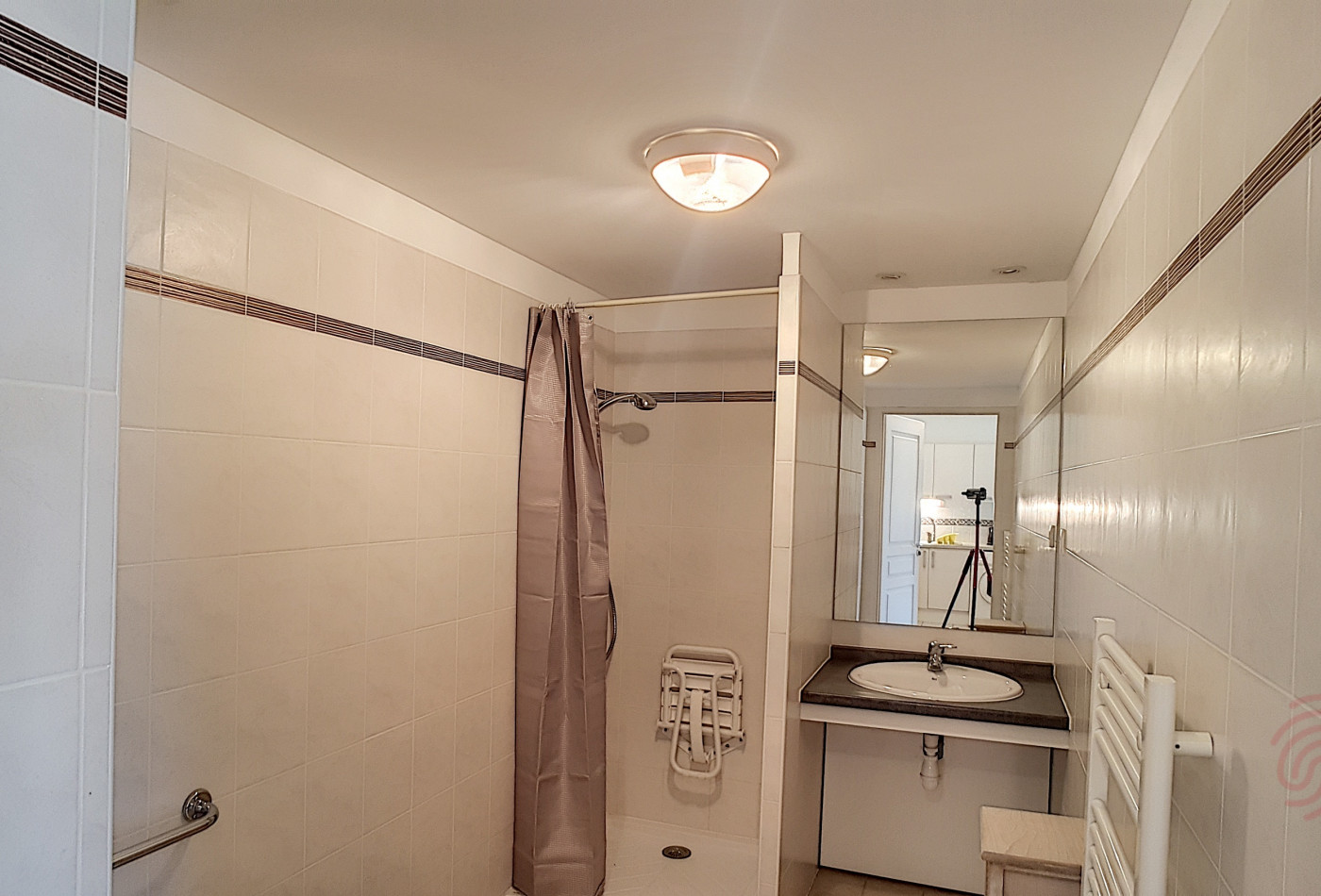 en location saisonnière Appartement Lamalou Les Bains - Photo 10