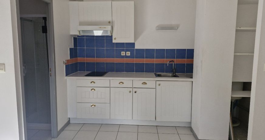 vente Studio Le Poujol Sur Orb