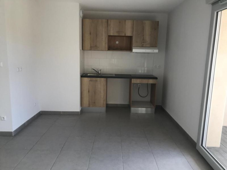 location Appartement Vias - Photo 3