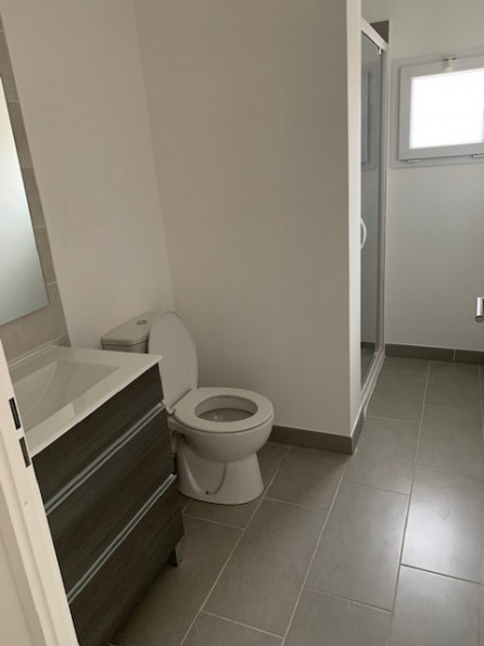 location Appartement Serignan - Photo 9