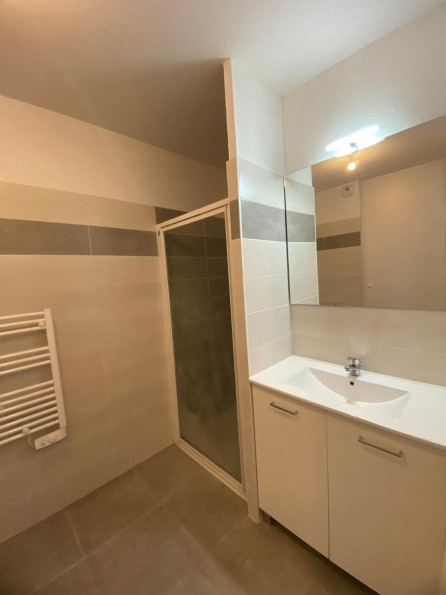 location Appartement Beziers - Photo 6