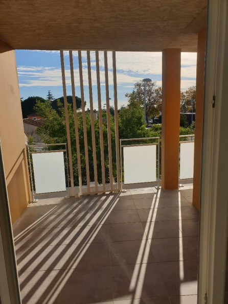 location Appartement Vias - Photo 6