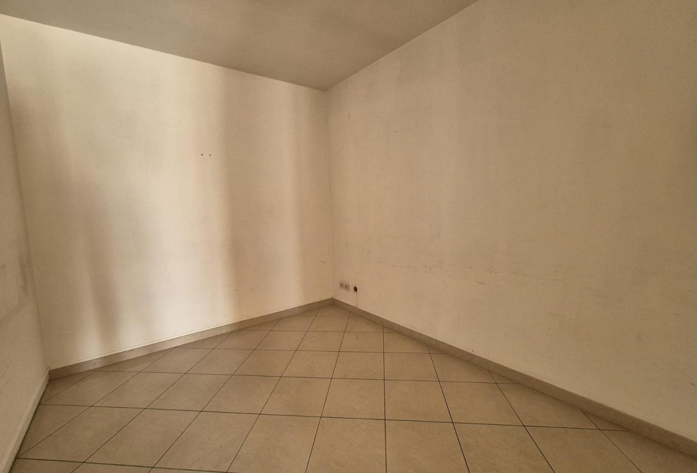 location Locaux d'activité Beziers - Photo 6