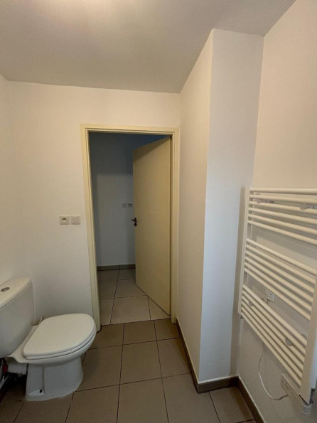 location Appartement Beziers - Photo 9