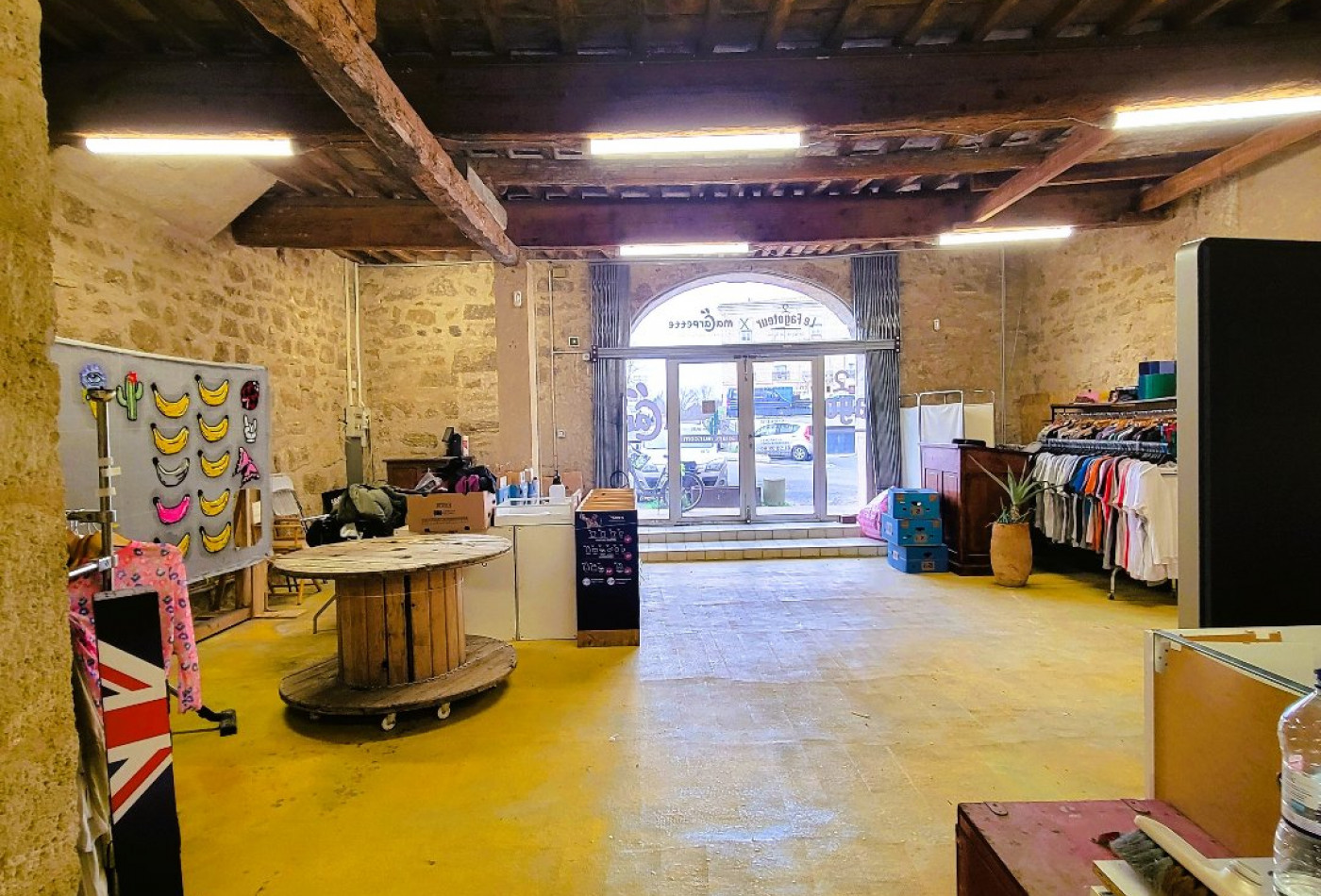 vente Local commercial Pezenas - Photo 1