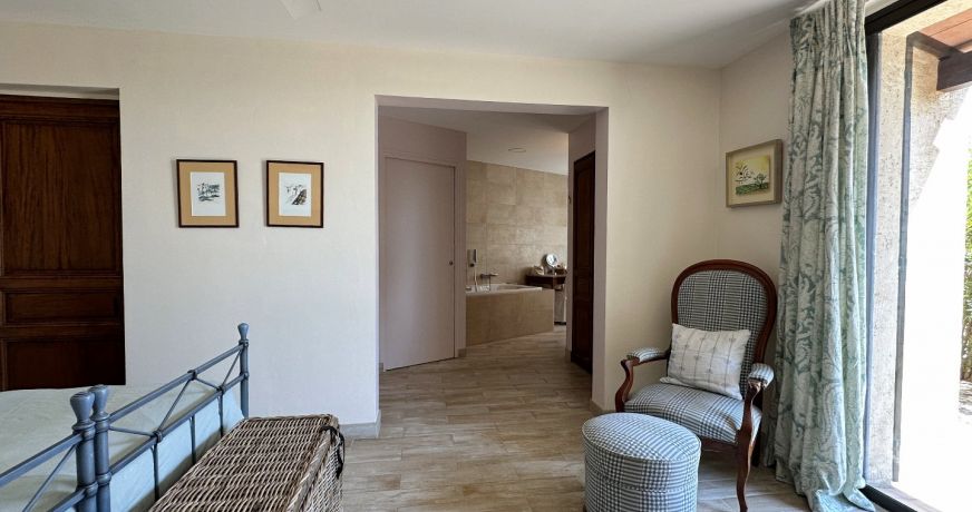 vente Villa d'architecte Saint Genies De Fontedit