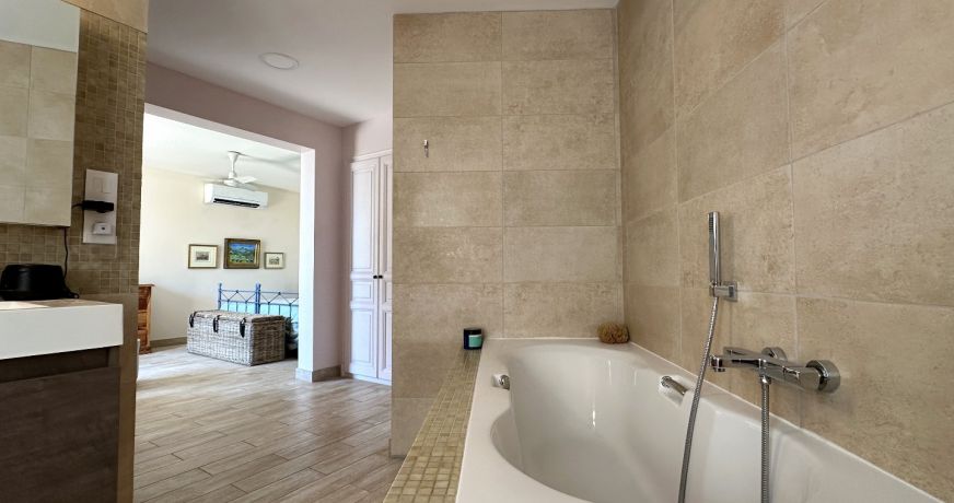 vente Villa d'architecte Saint Genies De Fontedit