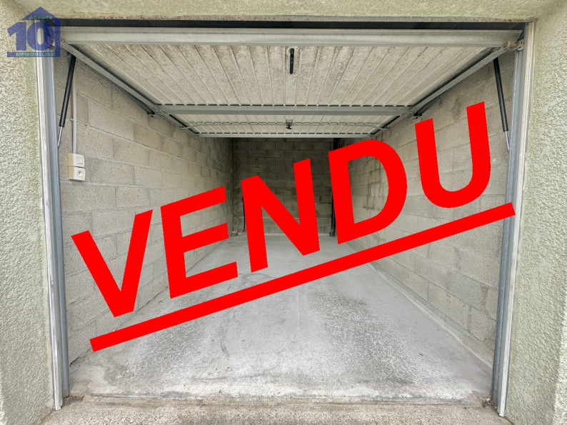 vente Garage Valras Plage - Photo 1