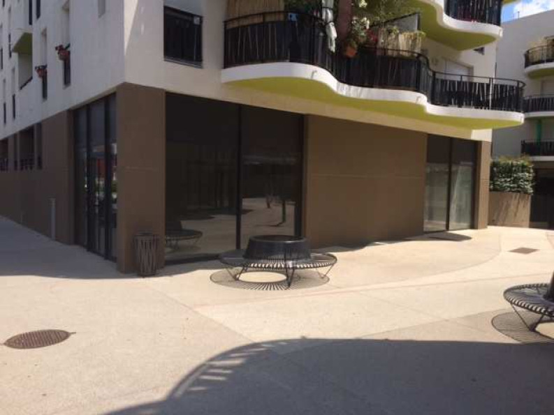 location Local commercial Castelnau Le Lez - Photo 1