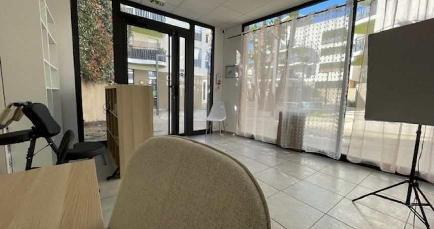location Local commercial Castelnau Le Lez