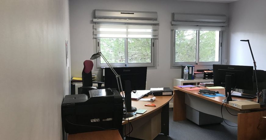 location Bureau Saint Clement De Riviere